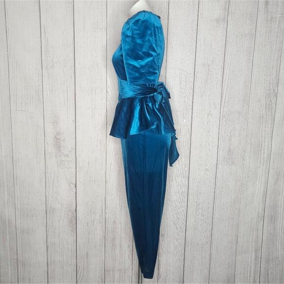 VTG 80s Teal Velvet Peplum Waist Jumpsuit with Open Back, size 5 - Picture 5 of 8